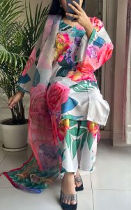 WhatsApp Image 2025-10-18 at 21.32