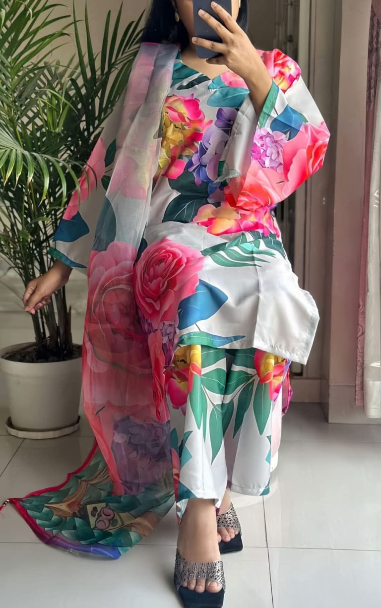 WhatsApp Image 2025-10-18 at 21.32